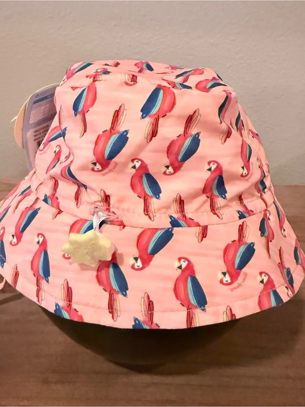 NWT IPlay Green Sprouts infant size 0-6 months pink/ parrots bucket hat